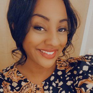 Meet your Posher, Tiffanie